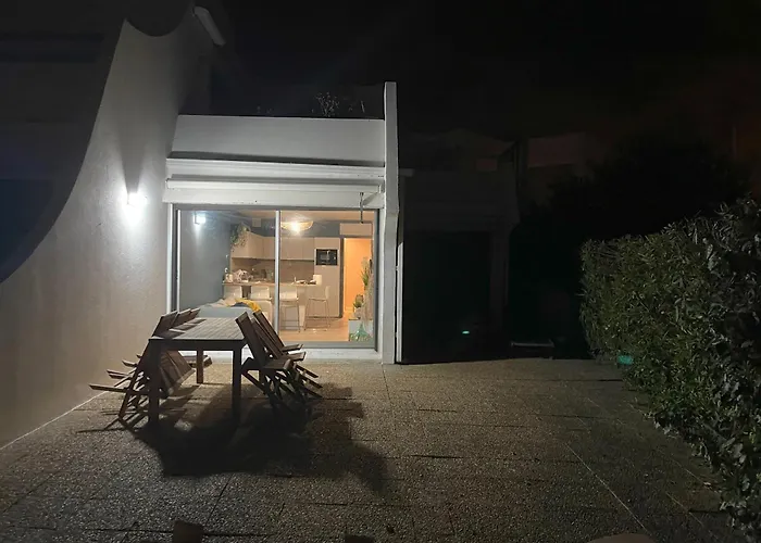 Bord De Mer: Soleil, Et Grande Terrasse Pour Instants De Detente 아파트 *